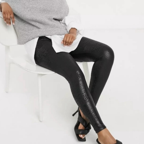Zara Women’s Faux Leather Reptile Hi-Rise Black Size Large Legging NEW - Picture 2 of 6